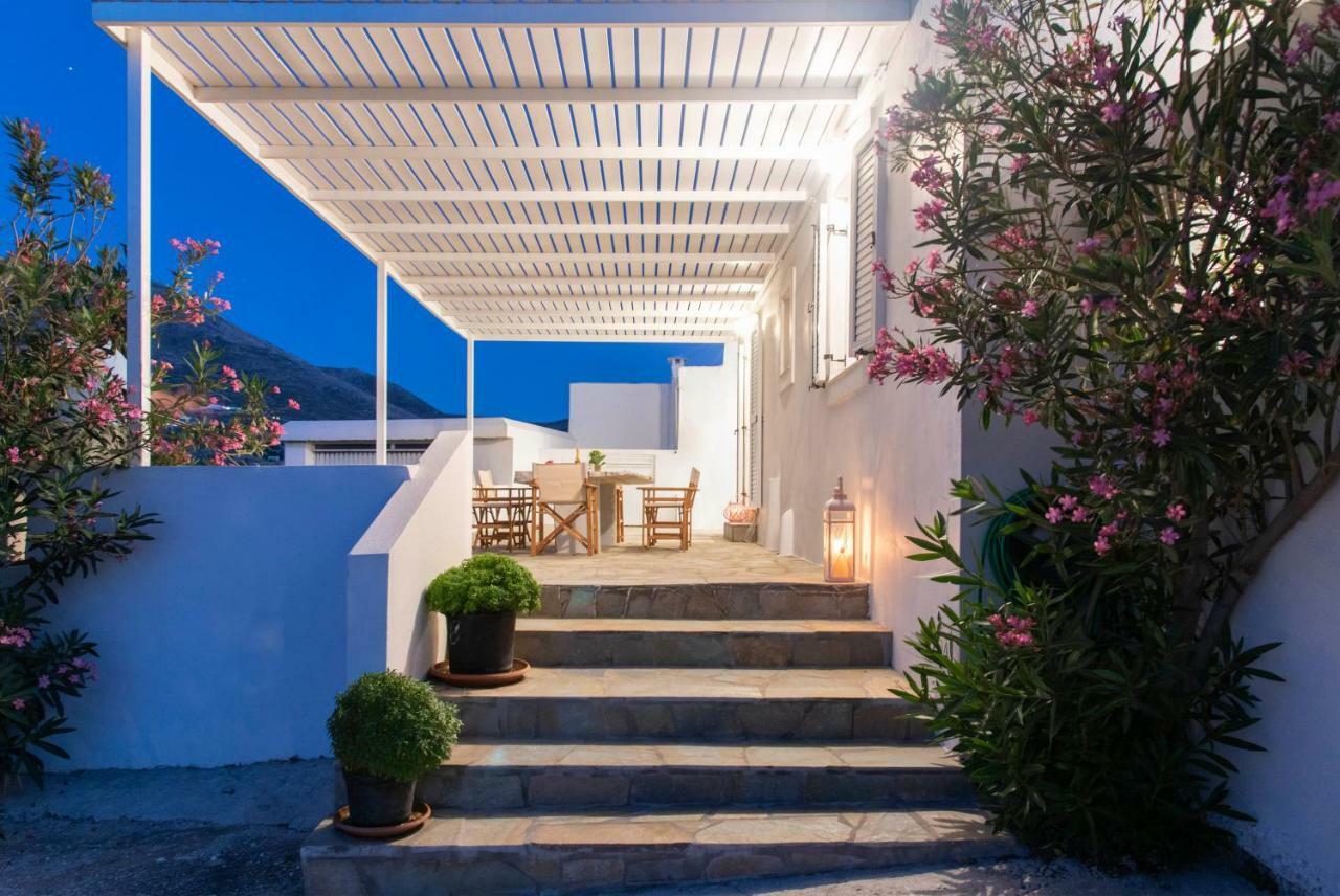 Villa Tonia Parasporos Exterior foto